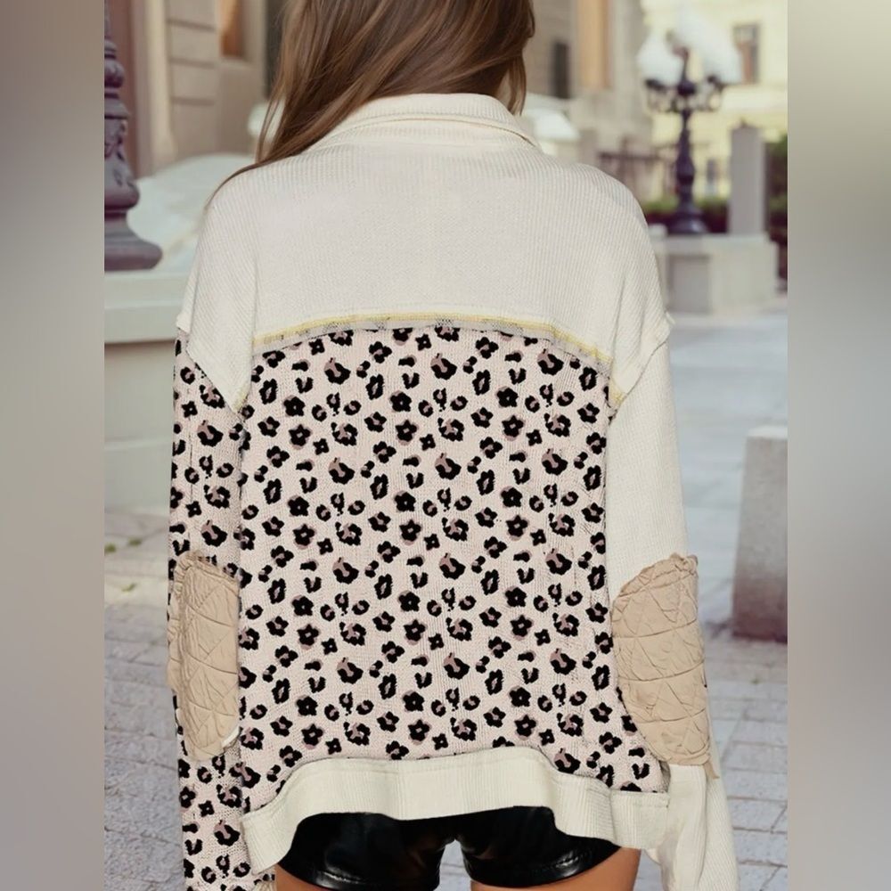 Trendy Beige and Leopard Print Women's Utility Jacket - Picture 2 of 2